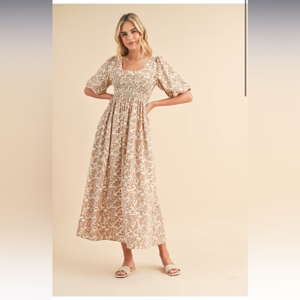 The Roslyn Dress in Birch